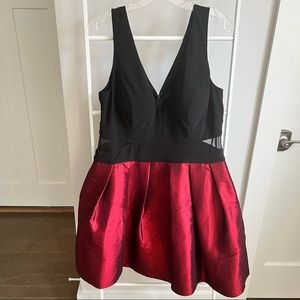 Xscape: Black & Metallic Red Skater Mini Dress w Pockets & Tulle - Size 16